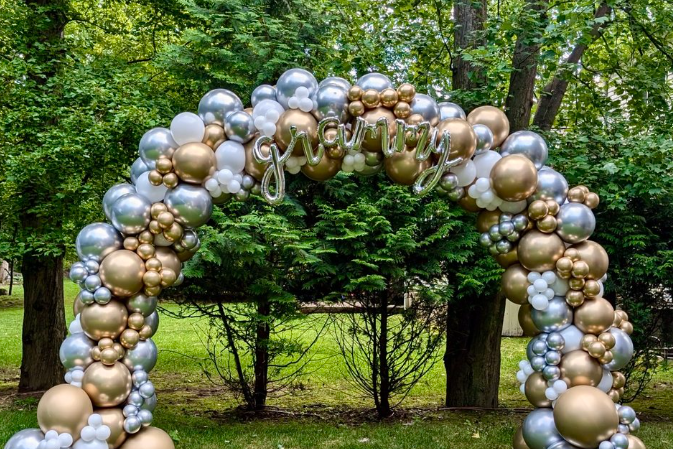Organic Balloon Arch